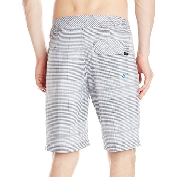 Prana El Porto Swimming Board Shorts 100% Nylon Relaxed Fit Size 34 Waist Men’s - Picture 2 of 13